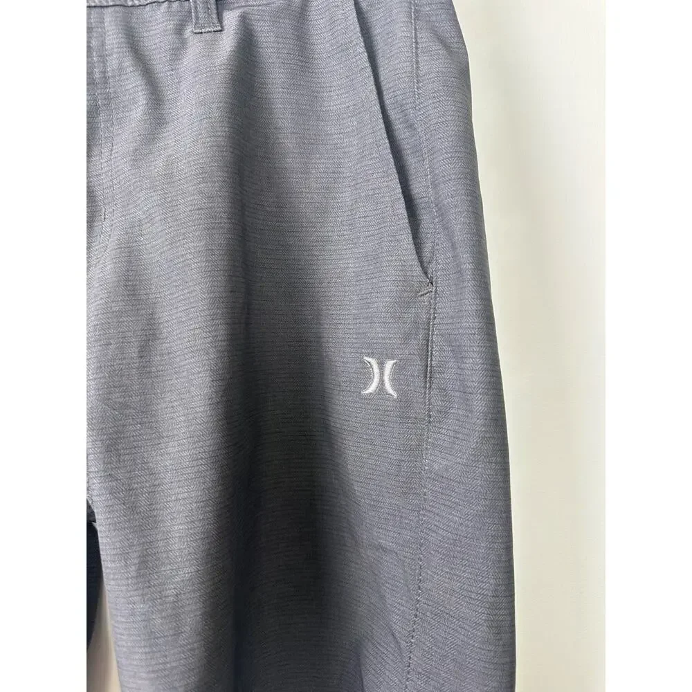 Hurley Hybrid Walk Shorts | Men’s Size 30 Gray B21